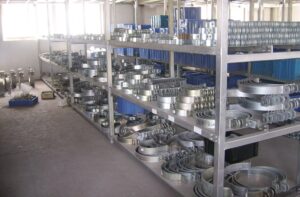 Steel pipe clamps manufacturer warehouse