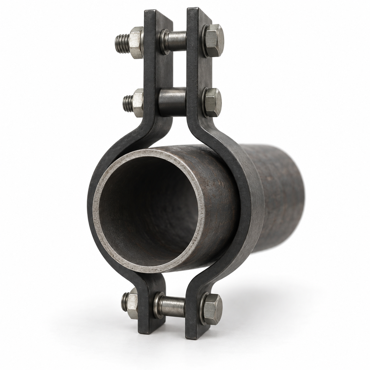 Three-Bolt Pipe Clamp – Corrected Radial Clamping Geometry Corrected representative three-bolt pipe clamp gripping radially around a steel pipe that passes axially through the clamp ring
